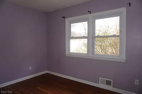 11 Pershing Ave, Califon, NJ 07830 photo 15