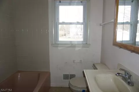 11 Pershing Ave, Califon, NJ 07830 photo 17