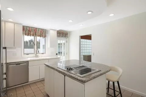 Kitchen - 110 Calvert Ave E, Edison, NJ 08820 photo 2 of 3
