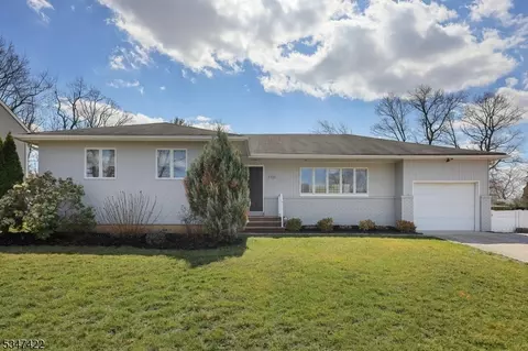 Exterior - 110 Calvert Ave E, Edison, NJ 08820 photo 2 of 6