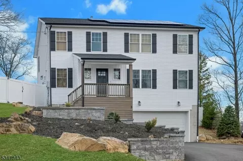 3 Broadway, Hopatcong, NJ 07843