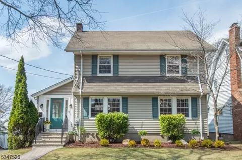 12 Cliff St, Verona, NJ 07044