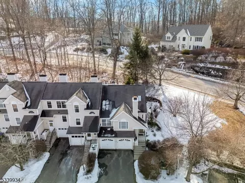 2 Ajax Ct, Hackettstown, NJ 07840