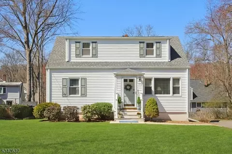 95 Holmes Oval, New Providence, NJ 07974