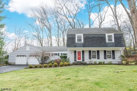 4 Walsh Way, Morris Plains, NJ 07950