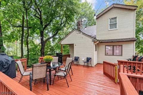 2187 Lakeside Dr, Vernon Twp, NJ 07422