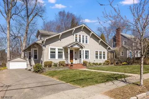 112 Park Ave, Verona, NJ 07044