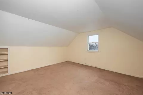 235 Stephenson Ave, Middlesex, NJ 08846 photo 15