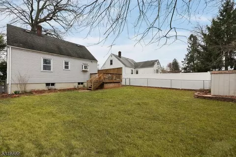 235 Stephenson Ave, Middlesex, NJ 08846 photo 20