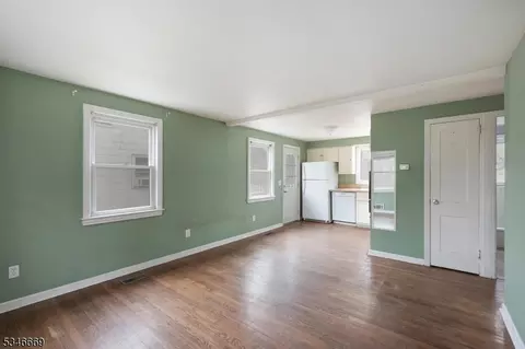 235 Stephenson Ave, Middlesex, NJ 08846 photo 7