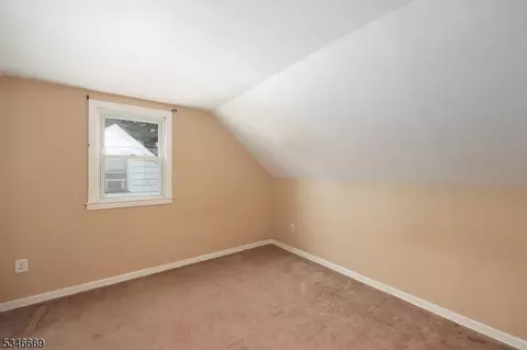 235 Stephenson Ave, Middlesex, NJ 08846 photo 17