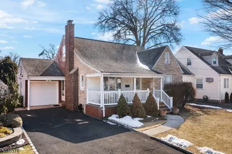 427 Rosewood Ter, Linden, NJ 07036
