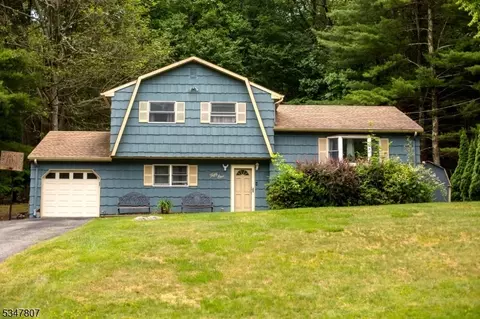 51 Morris Ave, West Milford, NJ 07480