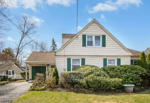 109 Mohawk Dr, Cranford, NJ 07016