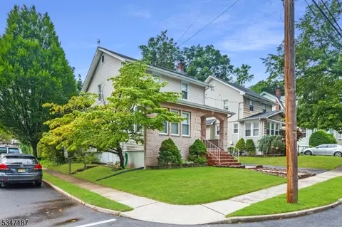 81 Hay Ave, Nutley, NJ 07110