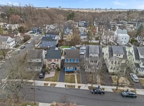31 Grenada Pl, Montclair, NJ 07042 photo 33