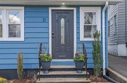 31 Grenada Pl, Montclair, NJ 07042 photo 3