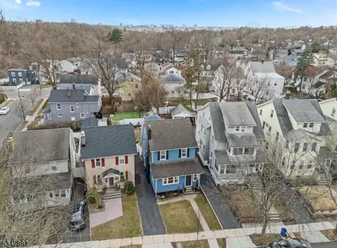 31 Grenada Pl, Montclair, NJ 07042 photo 31