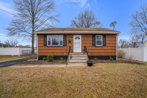 289 Lincoln Blvd, Middlesex, NJ 08846