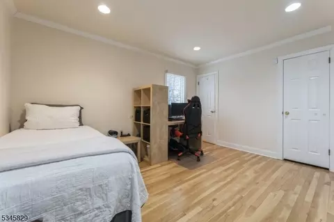 191 Mayfair Rd, Paramus, NJ 07652 photo 25