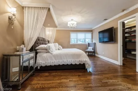 191 Mayfair Rd, Paramus, NJ 07652 photo 18