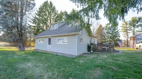109 Old York Rd, Ringoes, NJ 08551