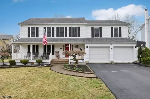 39 White Rock Blvd # B, Jefferson, NJ 07438