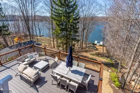 491 Windemere Ave, Mount Arlington, NJ 07856