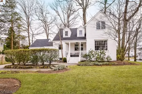 50 Linden Pl, Summit, NJ 07901