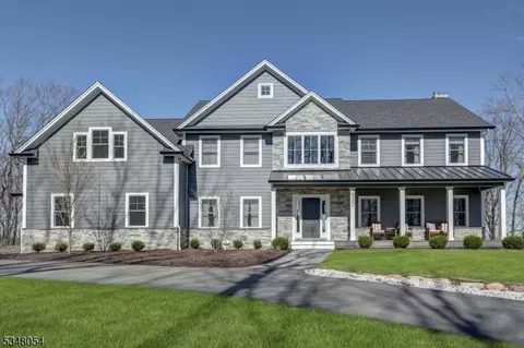 630 Mountain Rd, Butler, NJ 07405