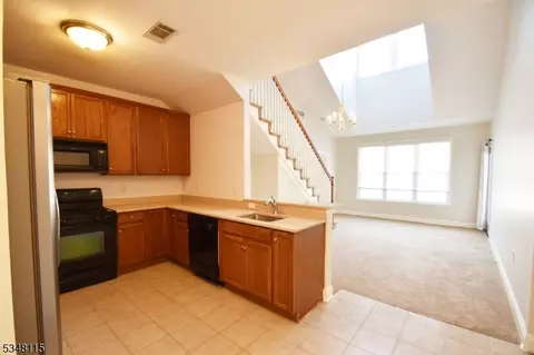 1409 Wharton Ct #1409, Riverdale, NJ 07457