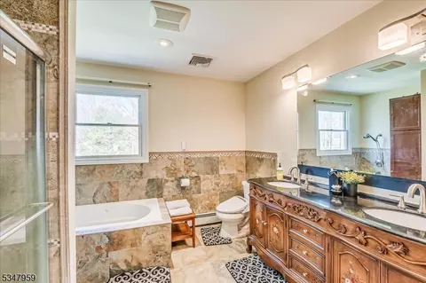 6 Mockingbird Rd, Edison, NJ 08820 photo 28