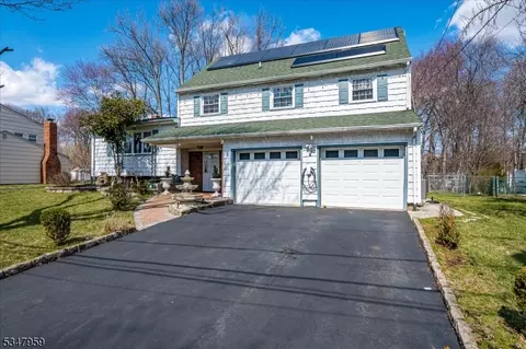 6 Mockingbird Rd, Edison, NJ 08820 photo 2