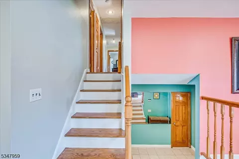 6 Mockingbird Rd, Edison, NJ 08820 photo 25