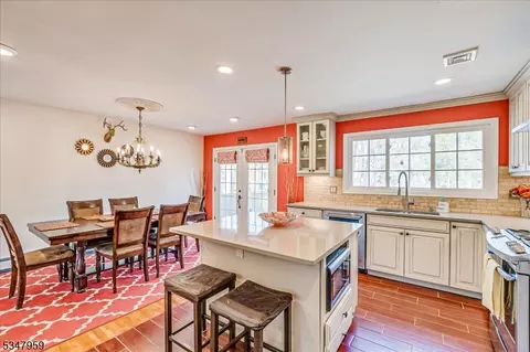 6 Mockingbird Rd, Edison, NJ 08820 photo 24