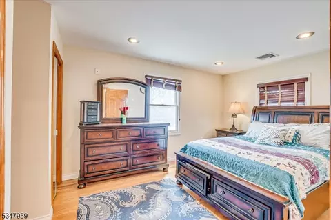 6 Mockingbird Rd, Edison, NJ 08820 photo 26