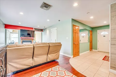 6 Mockingbird Rd, Edison, NJ 08820 photo 8