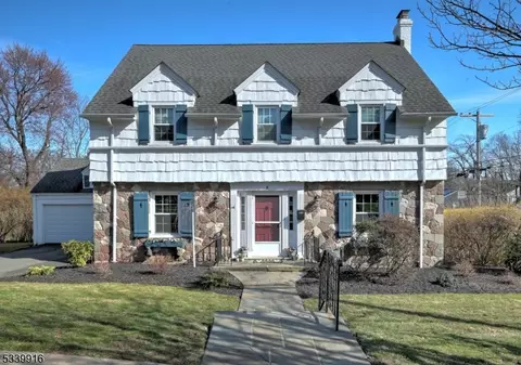 8 Dartmouth Rd, West Orange, NJ 07052