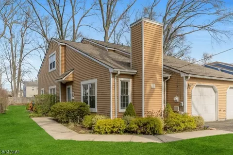 215 Myrtle Ave, Westfield, NJ 07090