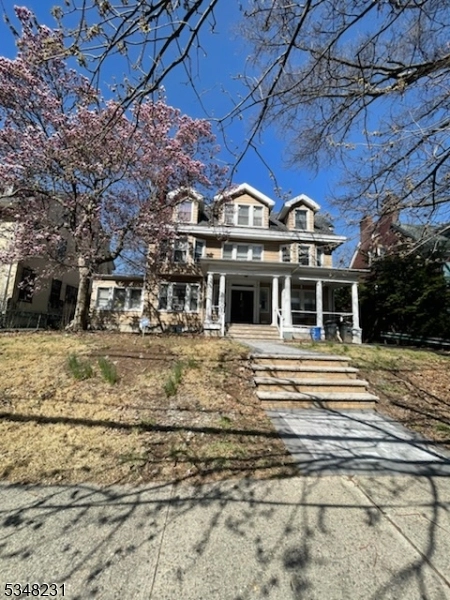 554 Mount Prospect Ave  