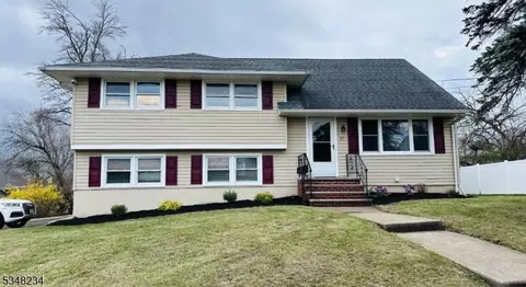21 Fraley Dr, Somerset, NJ 08873