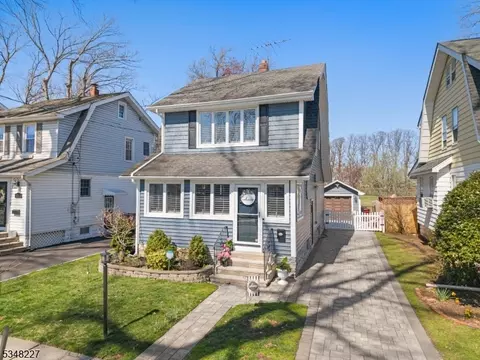 154 Oak Ridge Ave, Nutley, NJ 07110