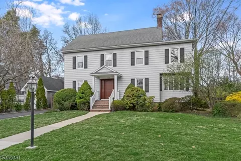 140 Stanmore Pl, Westfield, NJ 07090