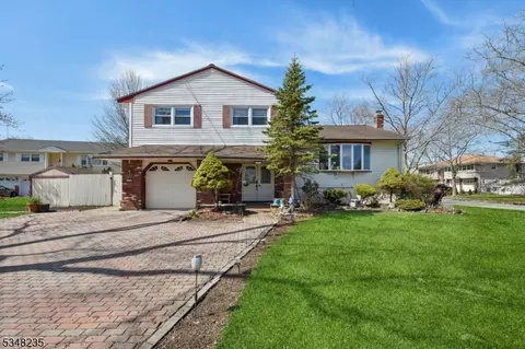 17 Rockaway Blvd, Parsippany-troy Hills Twp, NJ 07054