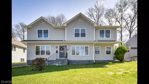 17 Lafayette Ave, Dumont, NJ 07628