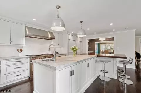 79 Blackburn Pl, Summit, NJ 07901 photo 8