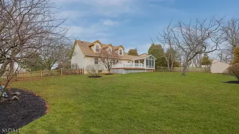 2 S Hampton Ct, Flemington, NJ 08822 photo 28