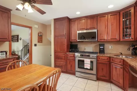 14 David Dr, Edison, NJ 08820 photo 14