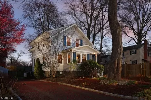 512 Sherwood Pkwy, Westfield, NJ 07090