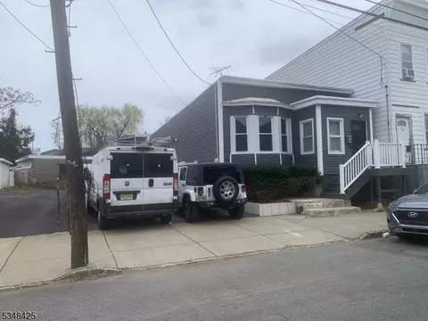 38 Heckel St, Belleville, NJ 07109